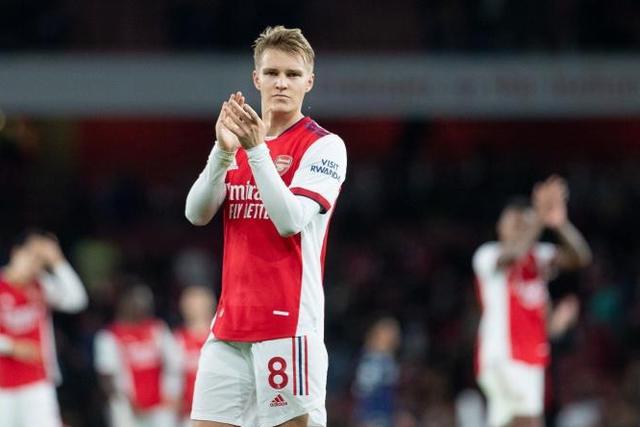 金年会官方网站-布莱顿发布备战花絮，清晨止住颓势，意甲任务艰巨，团队化学反应显著